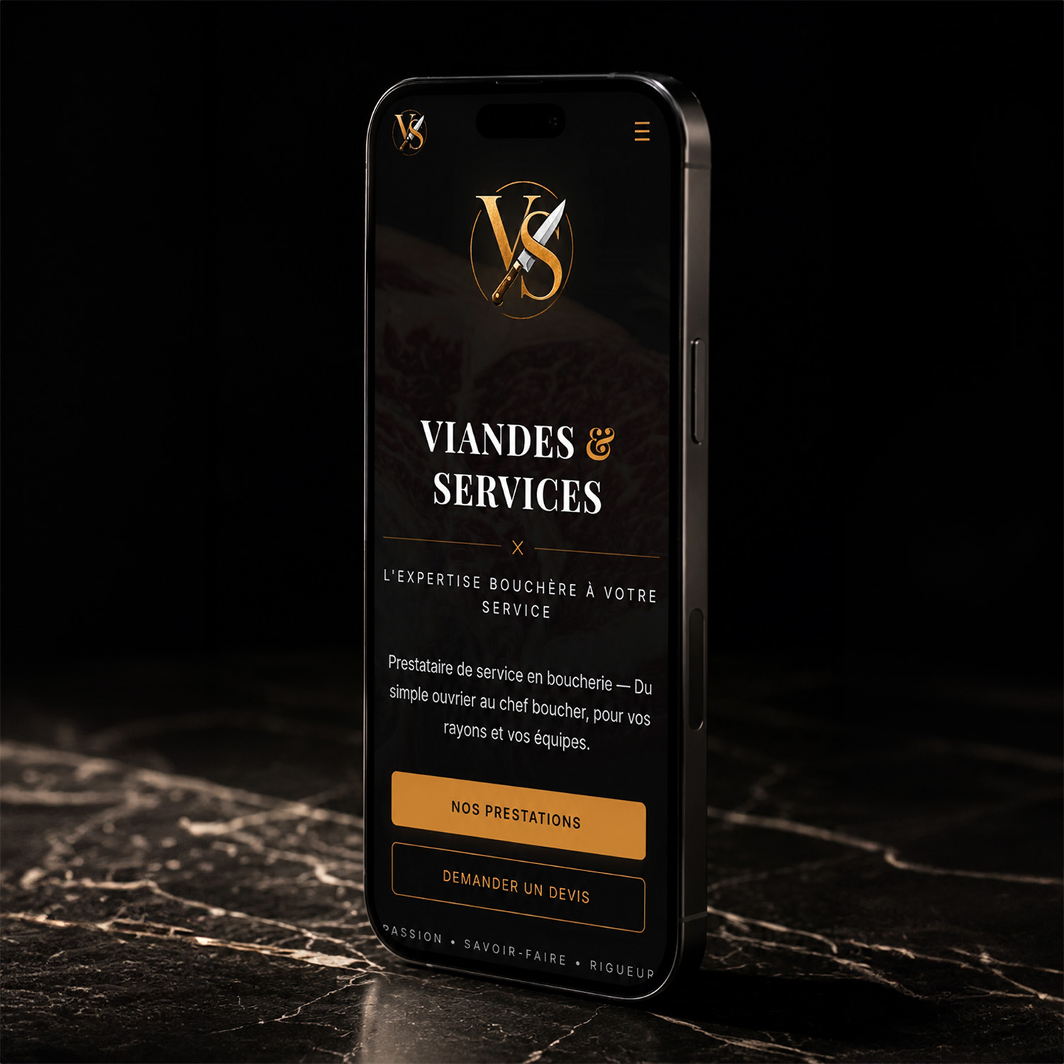 Mockup de smartphone iPhone affichant la version mobile du site web Viandes et Services.