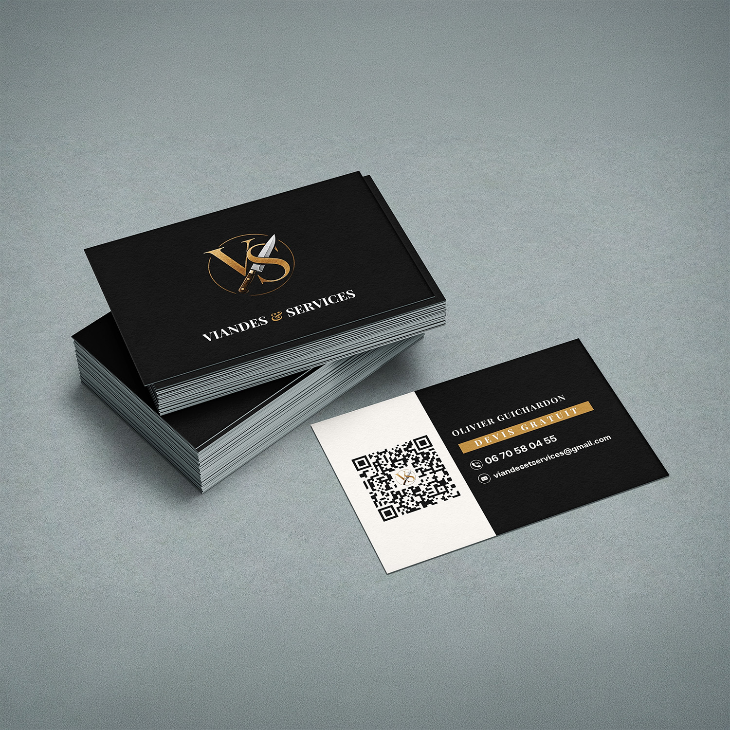 Cartes de visite professionnelles Viandes et Services au design noir et blanc épuré avec QR code intégré.